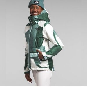 The North Face Clementine 2 in 1 jacket